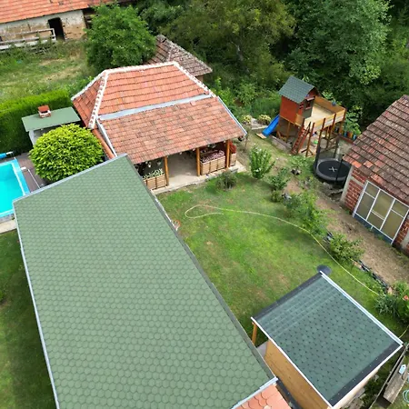 Gospodarstwo wiejskie Etno Kuca Trifunovic *