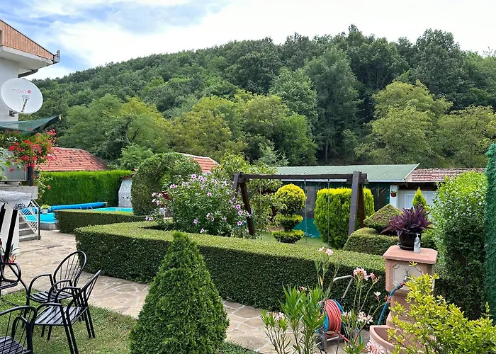 Hétvégi ház Etno Kuca Trifunovic Pretresnja